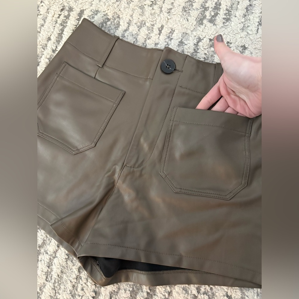 Maeve Anthropologie the Colette mocha brown pleather shorts size 28 - Picture 4 of 6